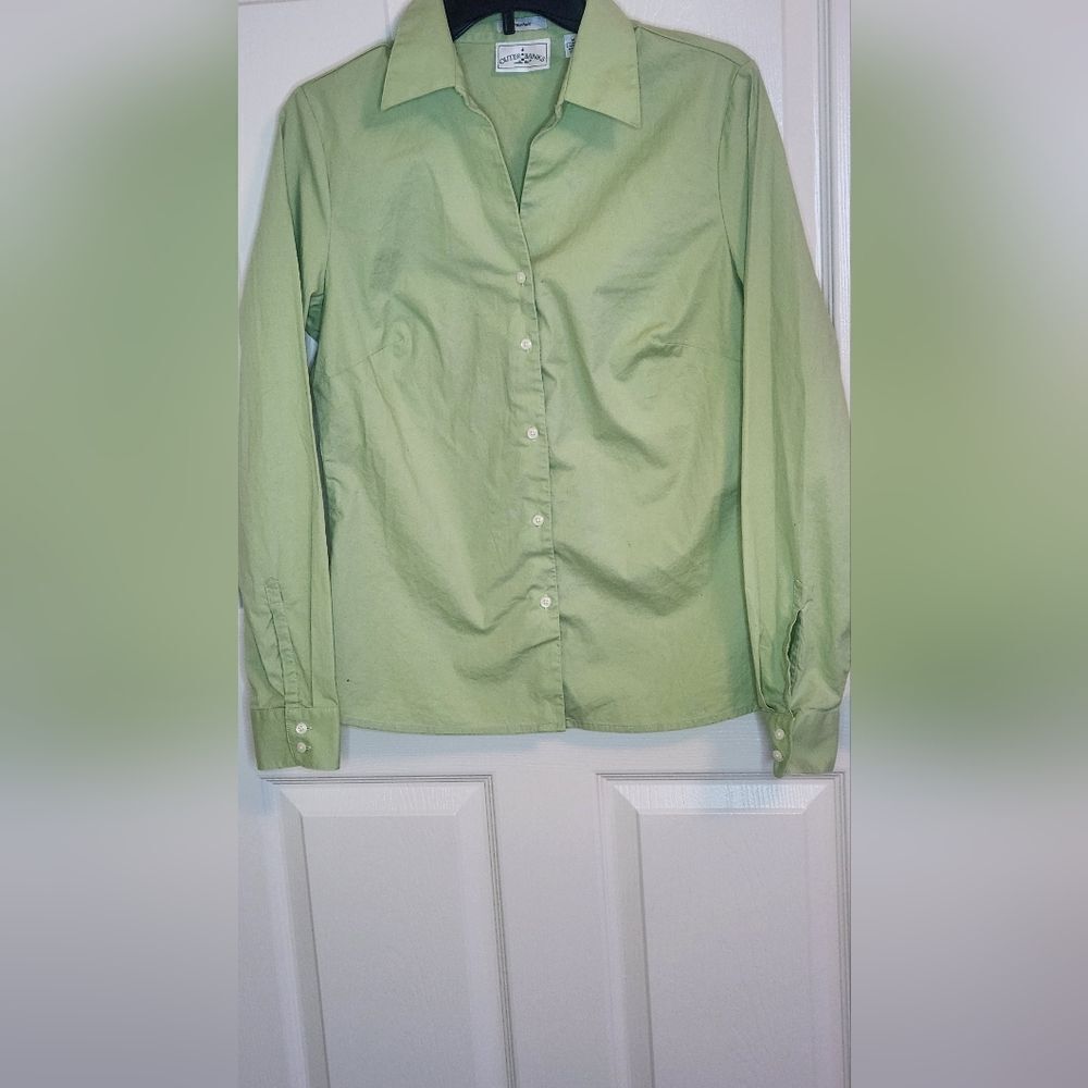 Outer Banks M Stretch Poplin Light Green Lngslv V-neck Buttons Up Women’s Shirt